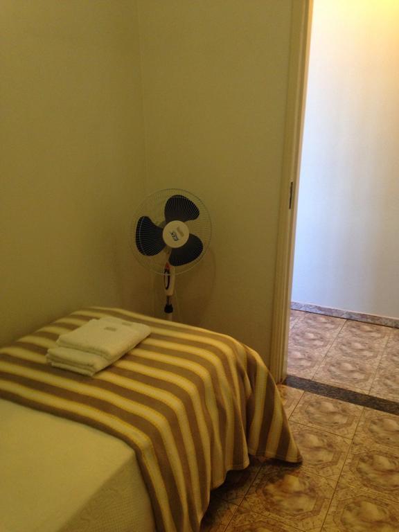Casa Da Lili-Espaco Independente E Privativo ブロタス エクステリア 写真
